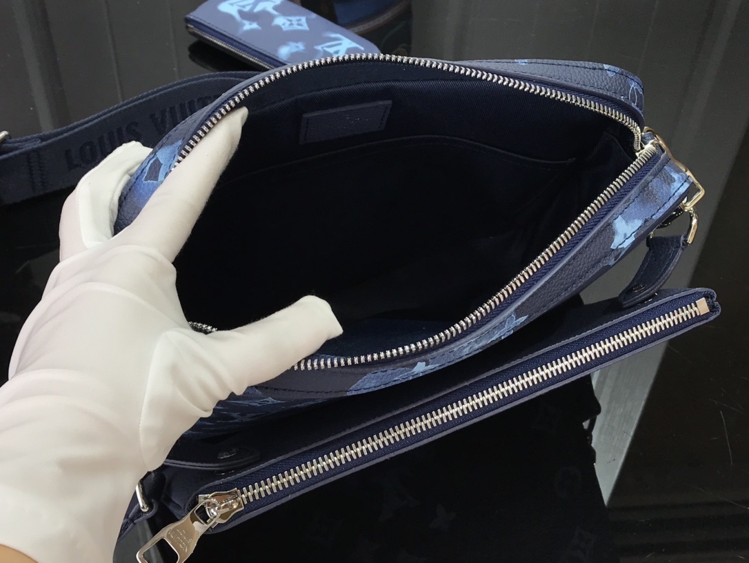LV TRIO MESSENGER M57840