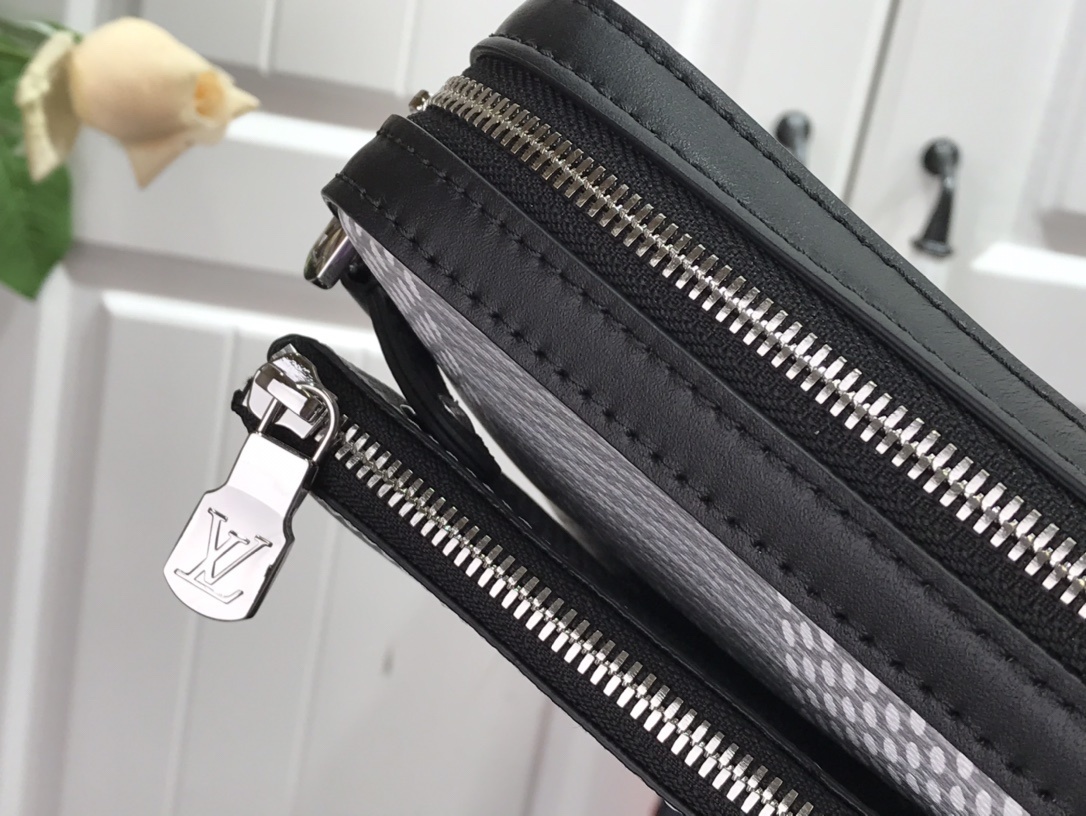 LV TRIO MESSENGER N50017