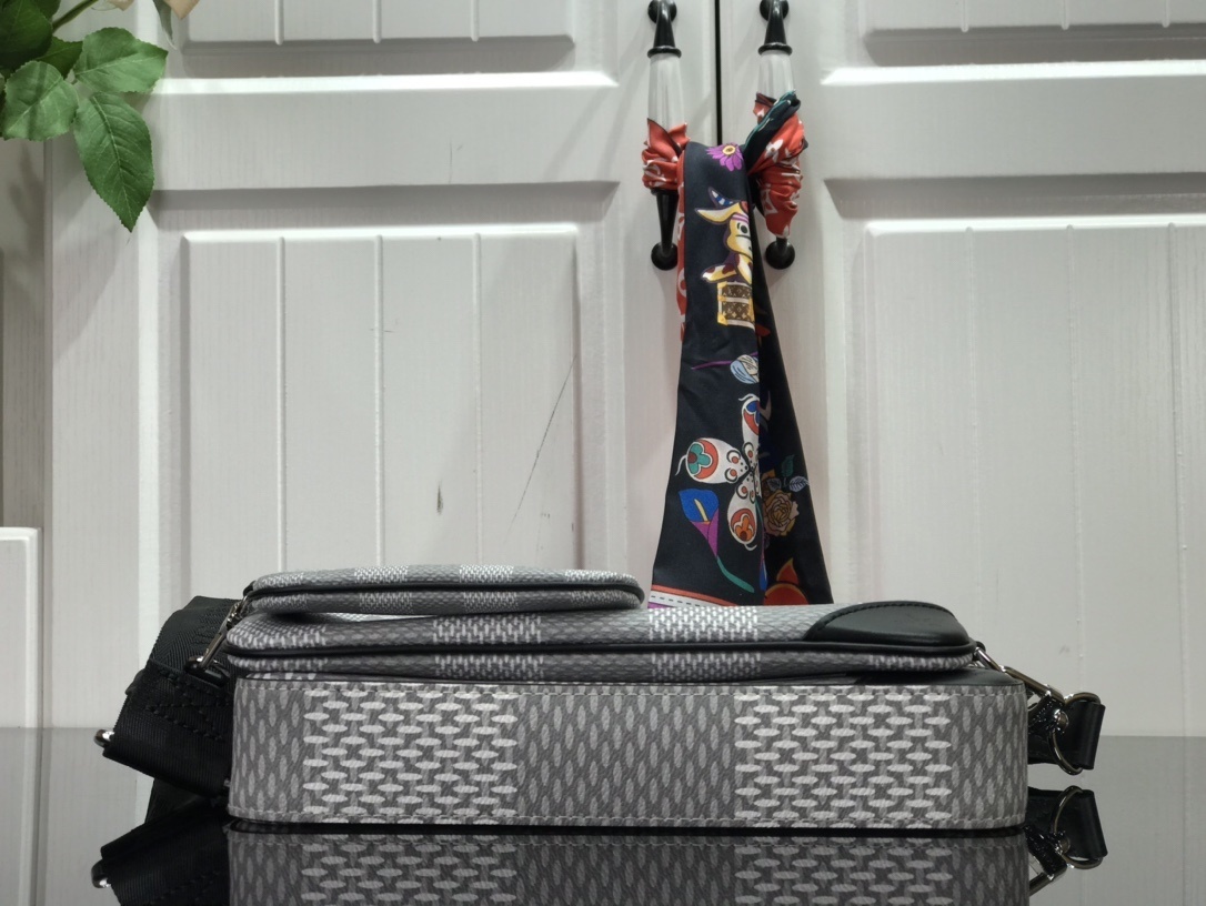 LV TRIO MESSENGER N50017