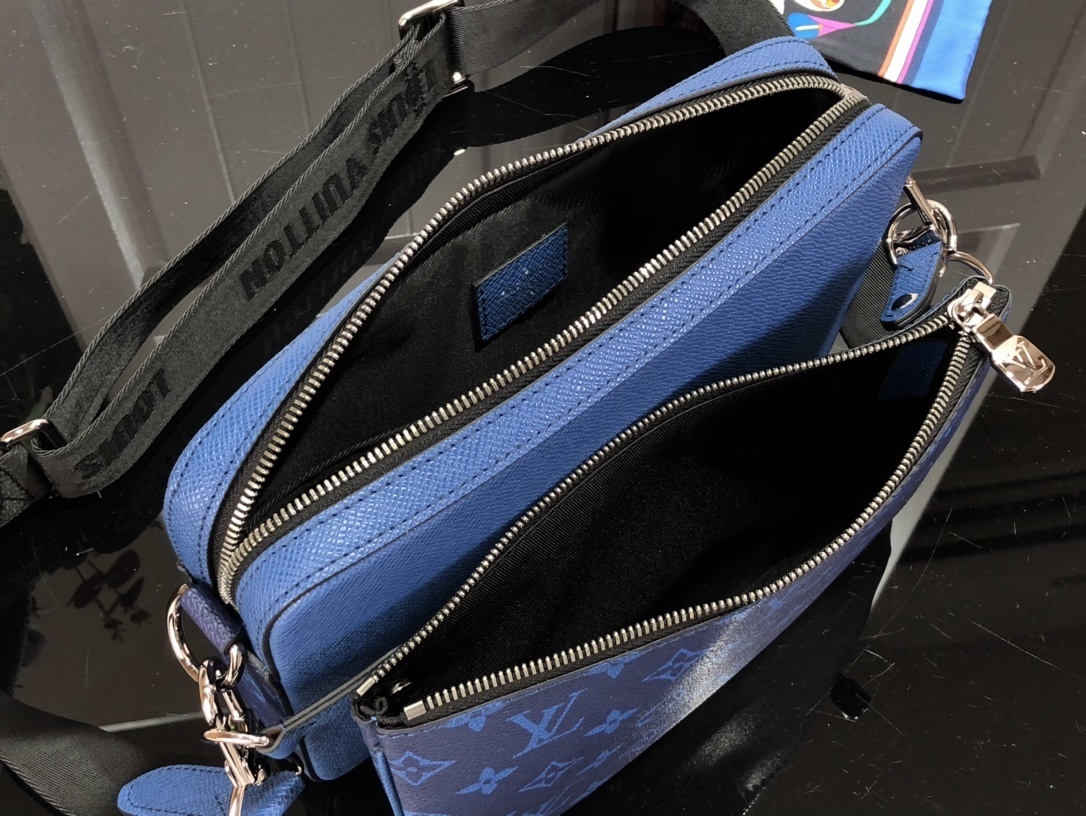 LV TRIO MESSENGET M69443SL