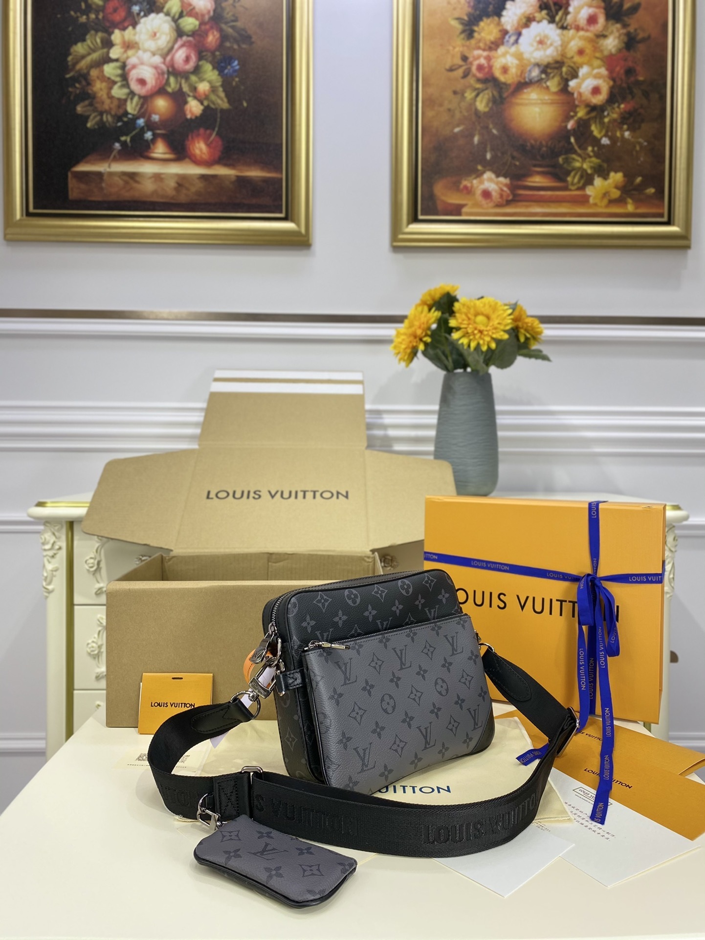 LV TRIO POCHETTE M69443DX