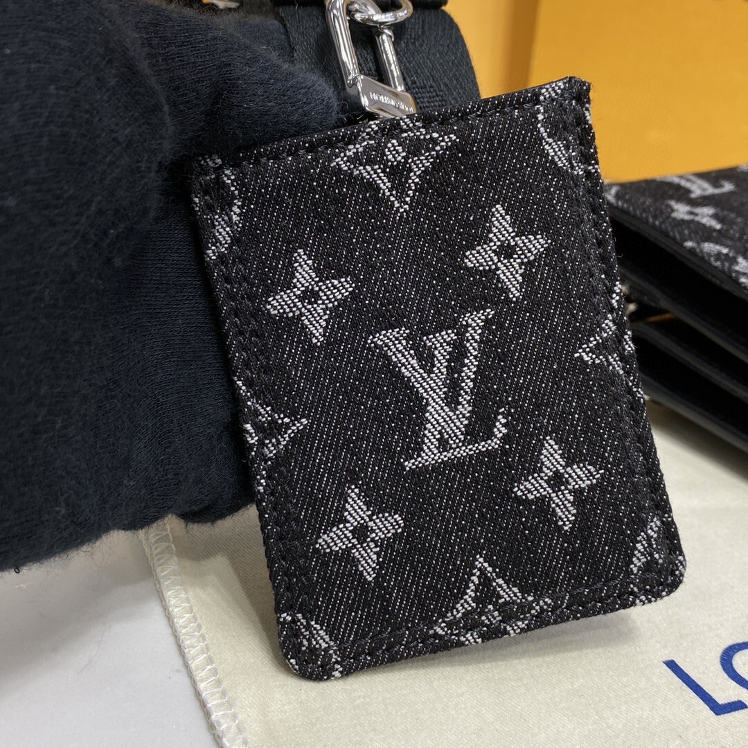 LV TRIO POUCH M81013 