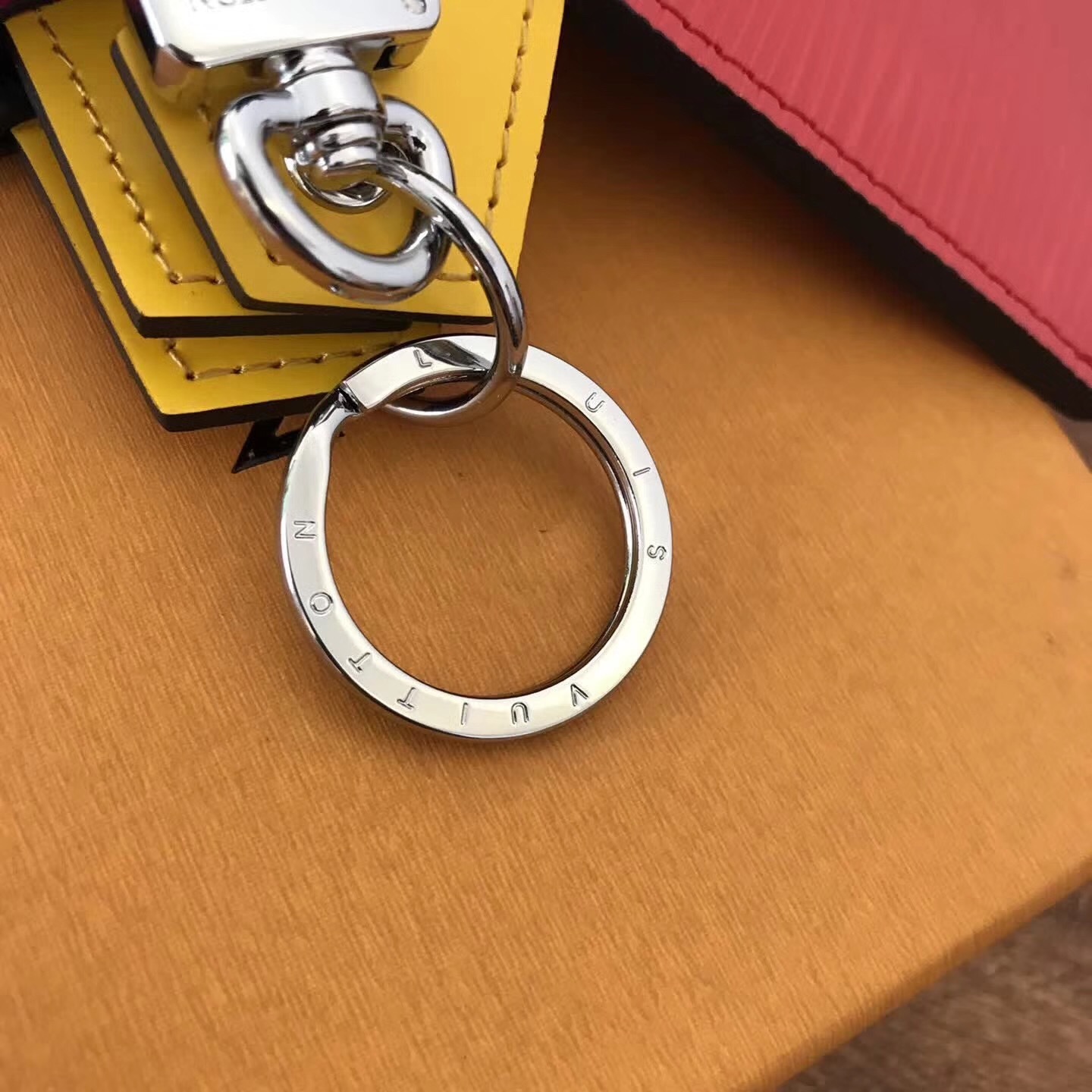 LV TRIO wallet M62254 