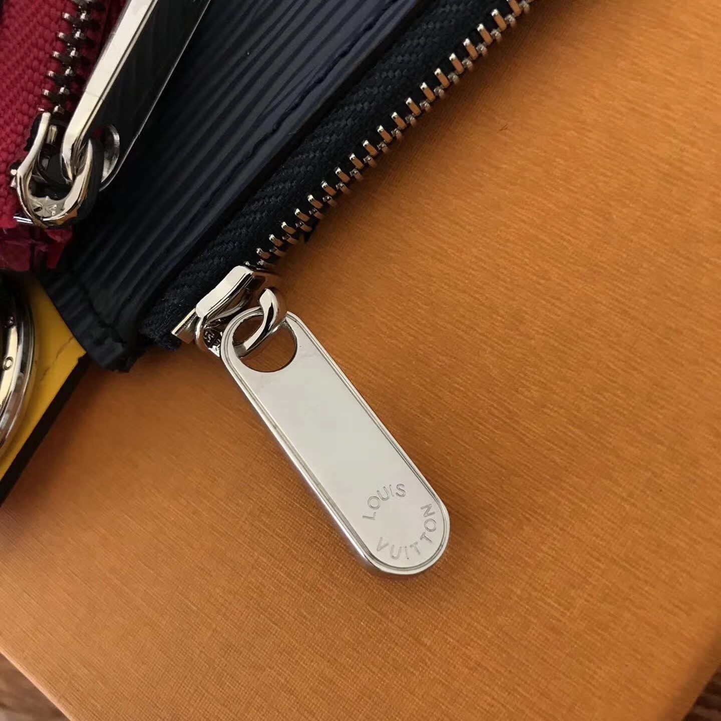 LV TRIO wallet M62254 