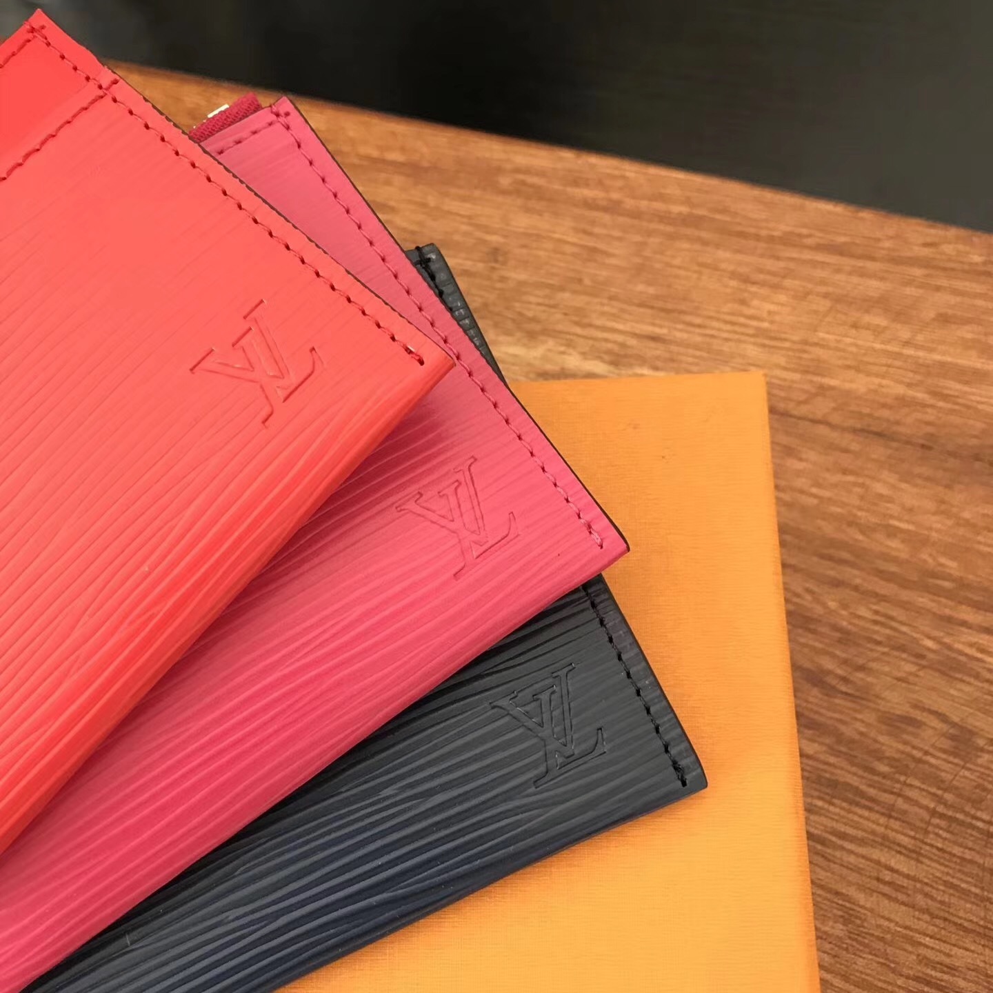 LV TRIO wallet M62254 