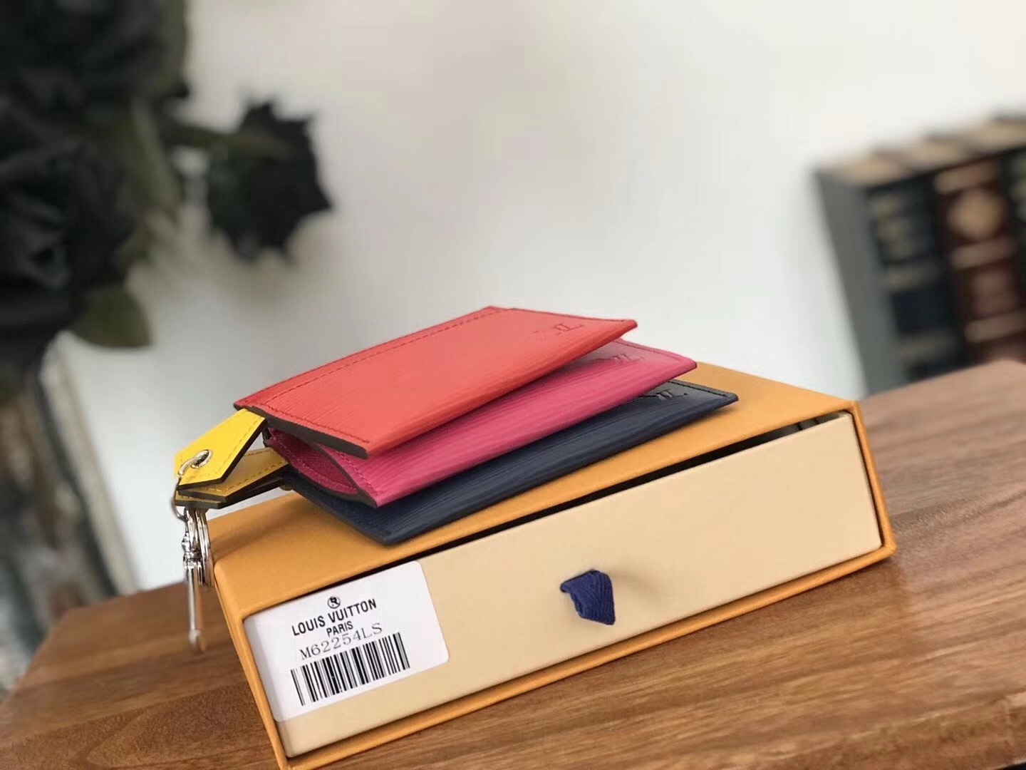 LV TRIO wallet M62254 