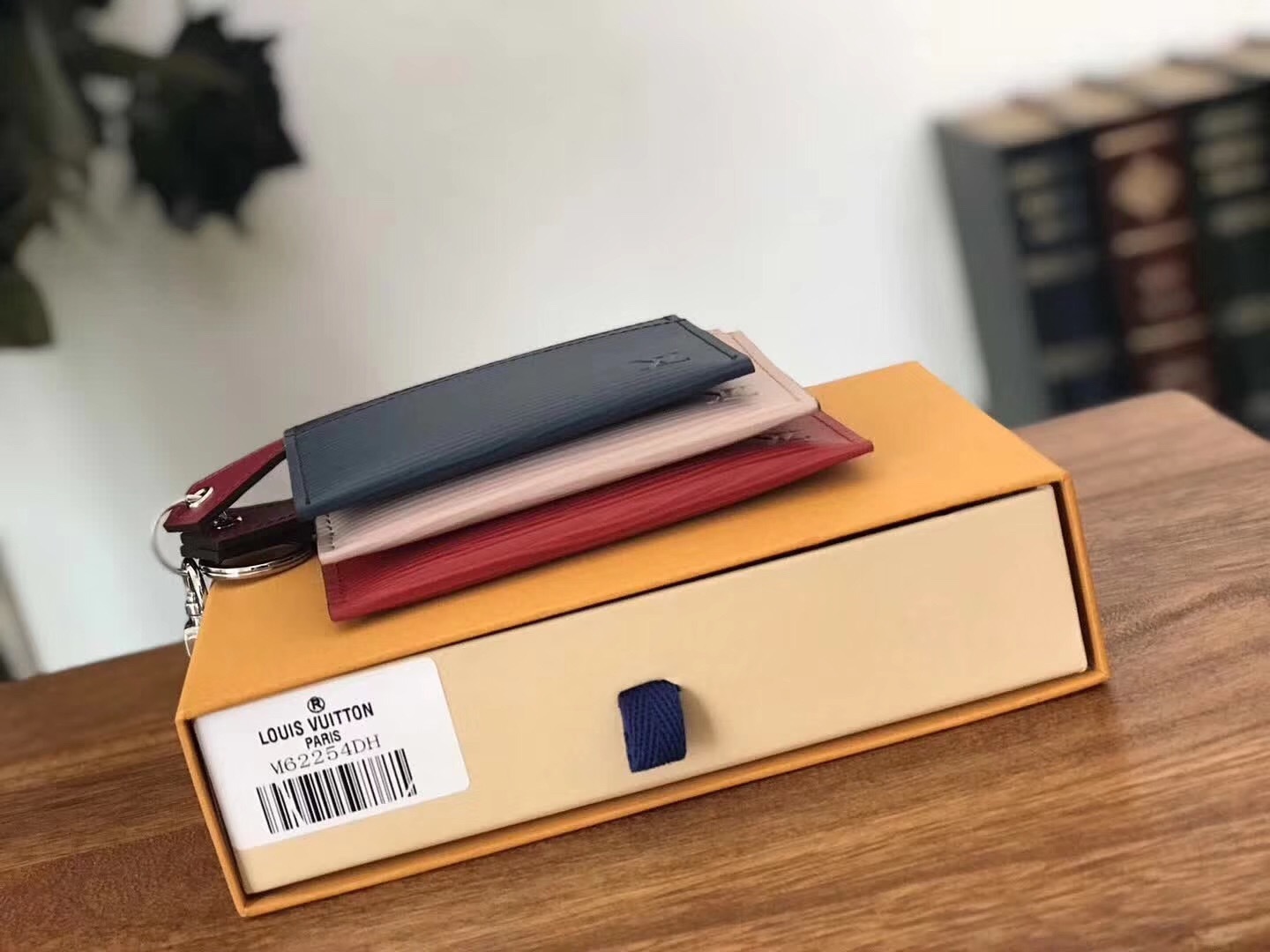 LV TRIO wallet M62254 