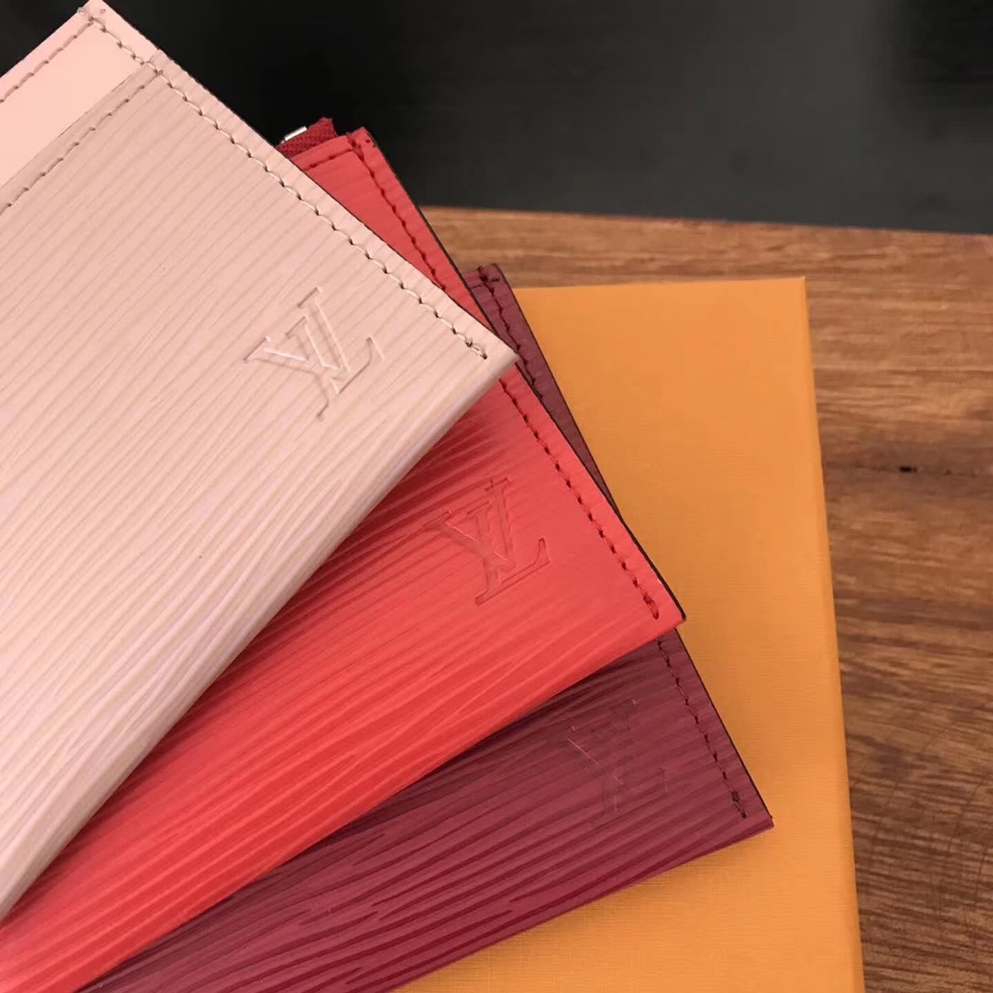 LV TRIO wallet M62254 