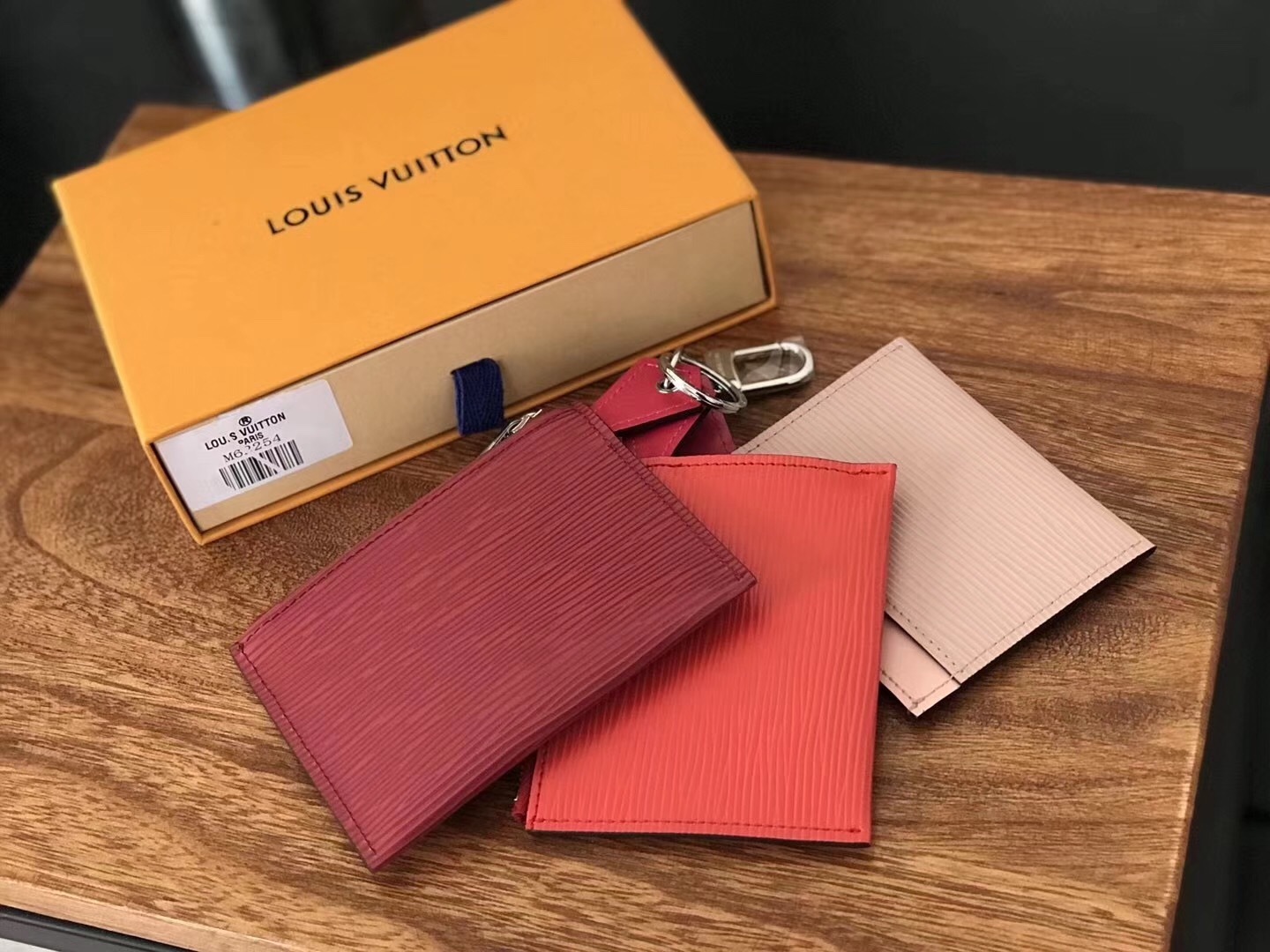 LV TRIO wallet M62254 