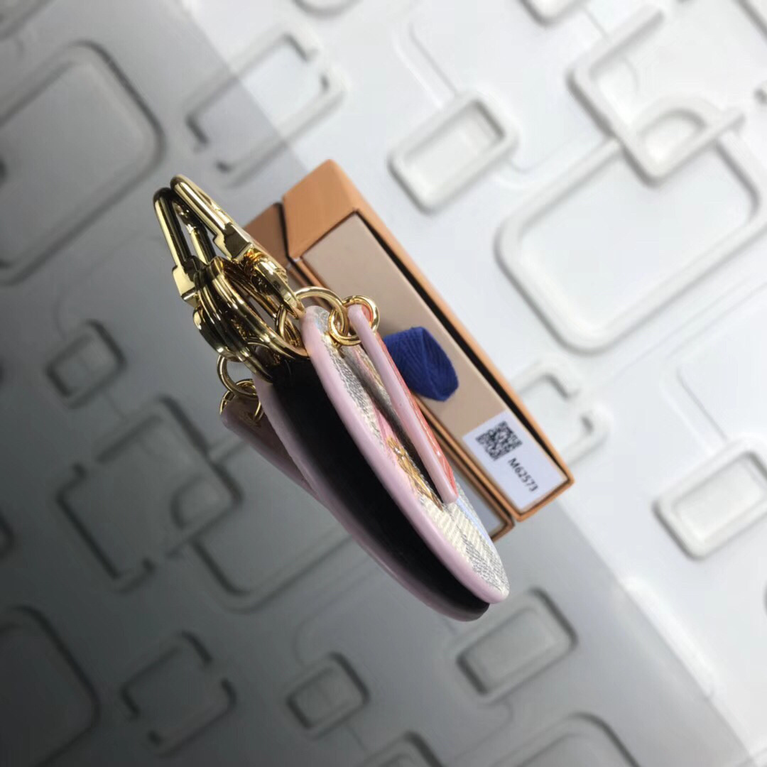 LV TRUNK Key Chain M62573