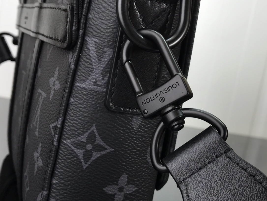 LV TRUNK MESSENGER M45727