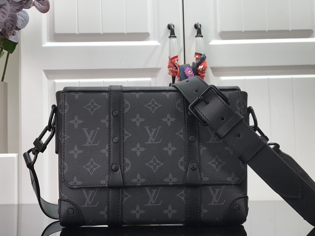 LV TRUNK MESSENGER M45727
