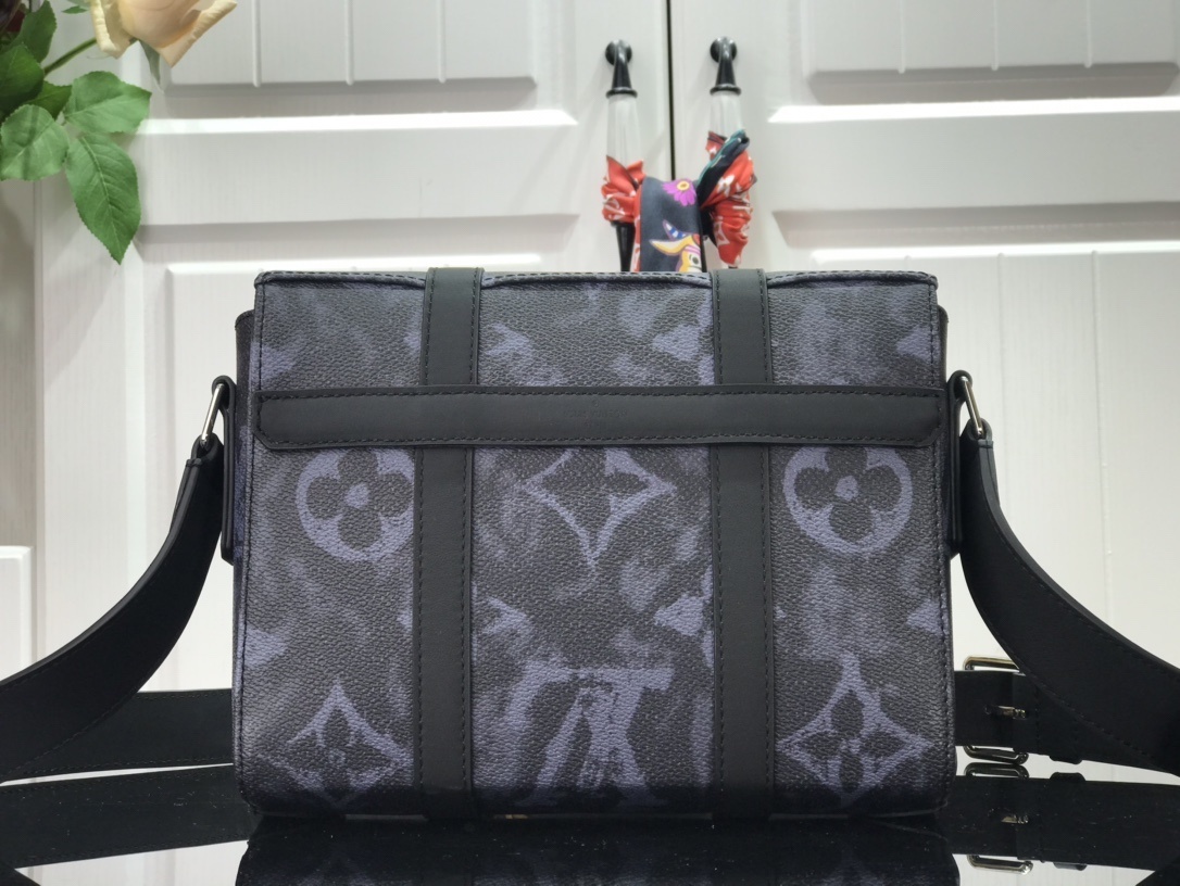 LV TRUNK MESSENGER M57271