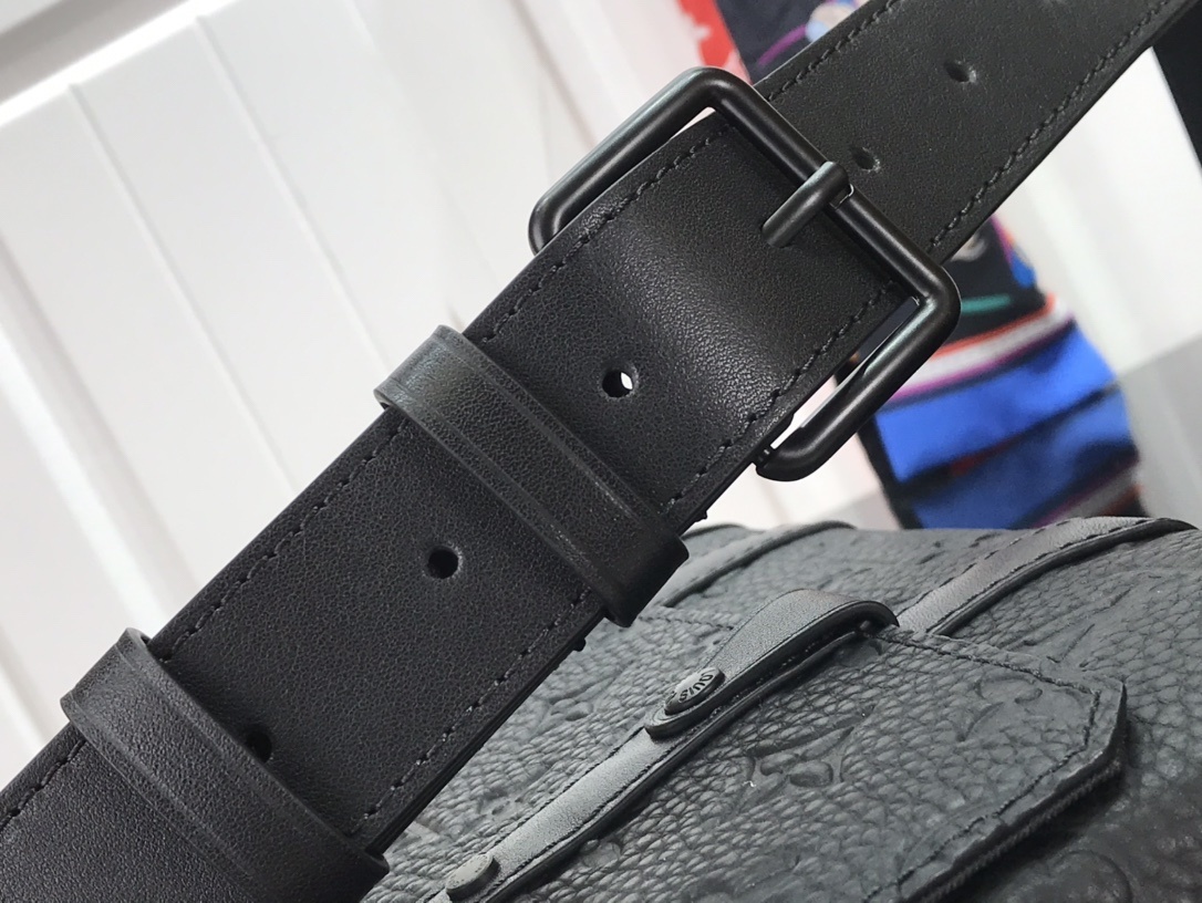 LV TRUNK MESSENGER M57726