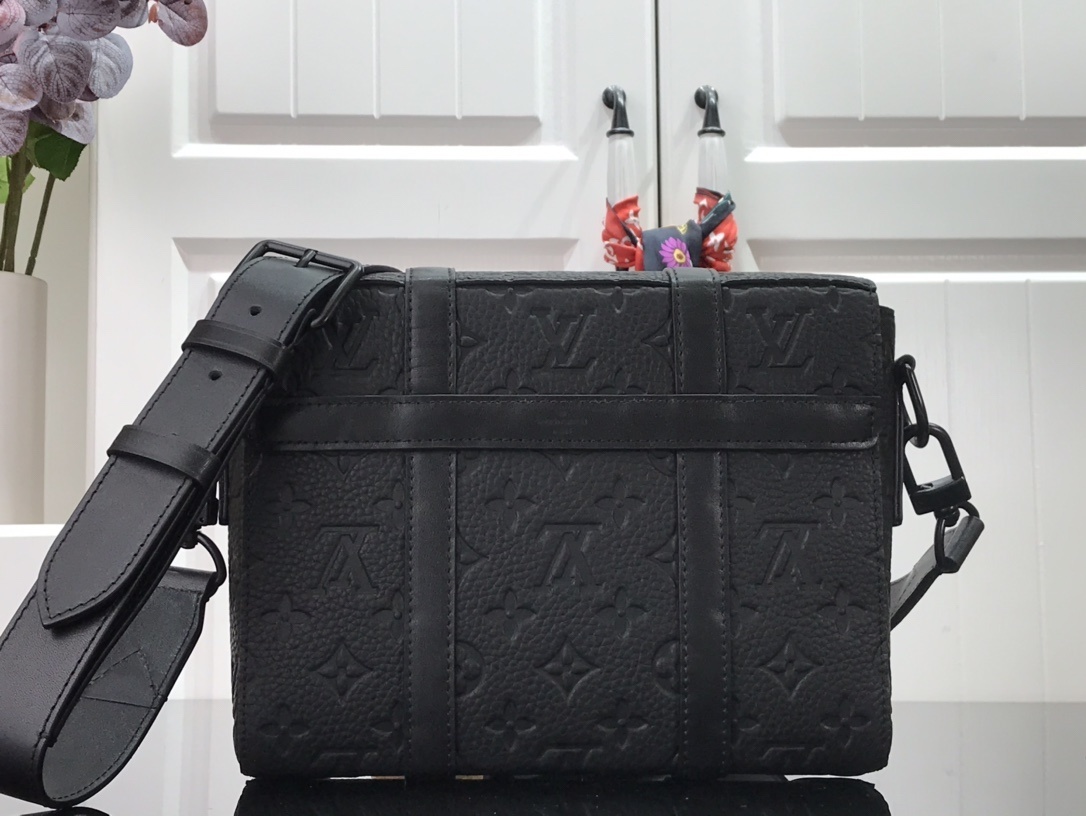LV TRUNK MESSENGER M57726