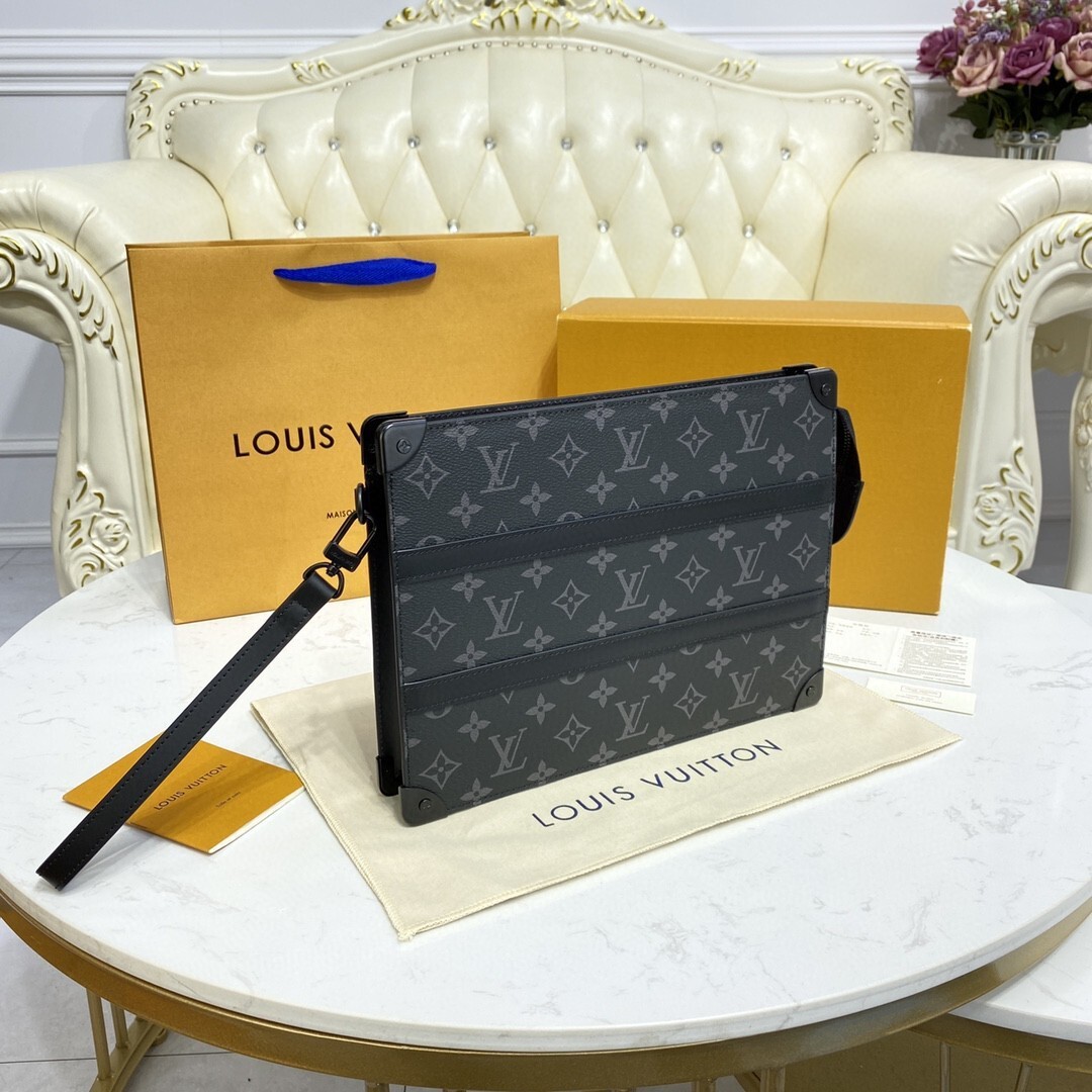 LV TRUNK POUCH M45937