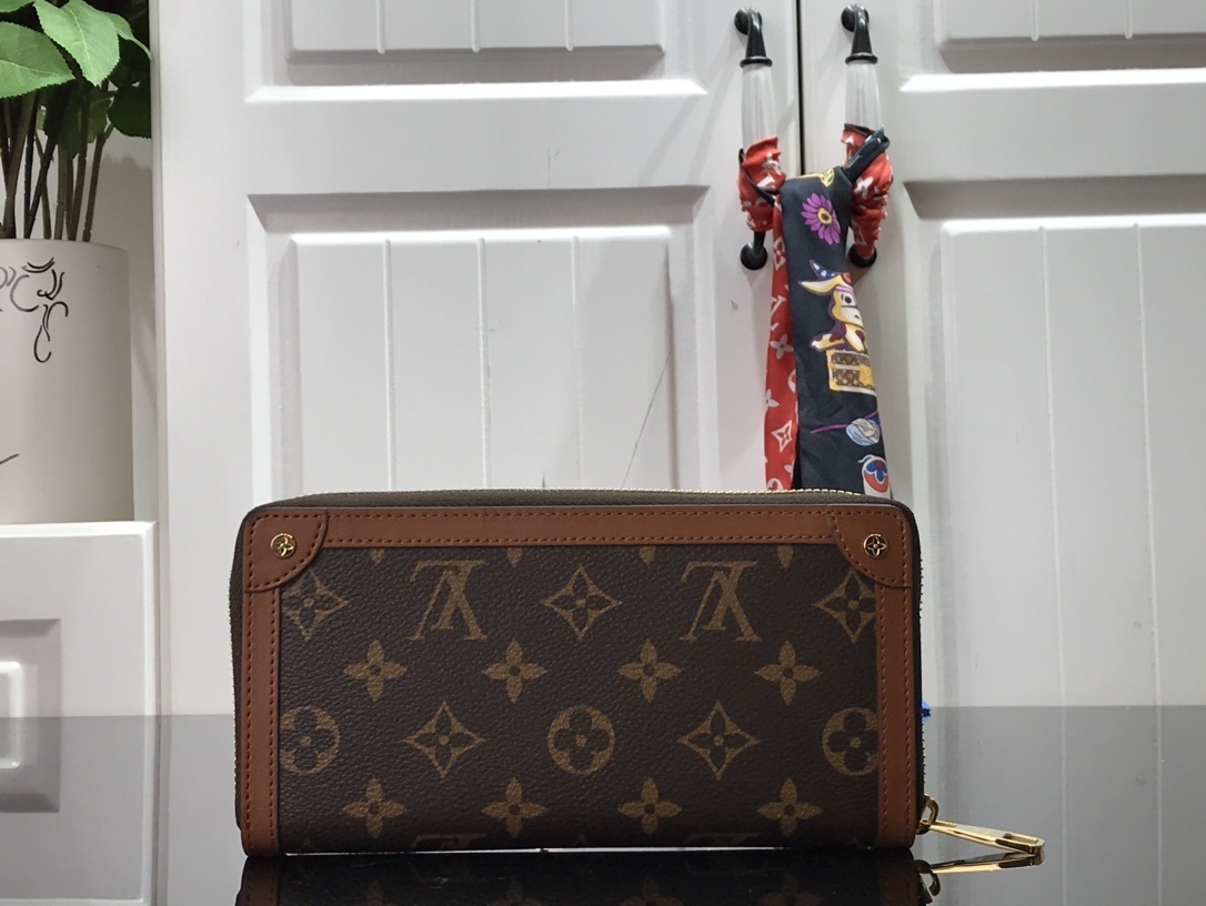 LV TRUNK wallet M80558