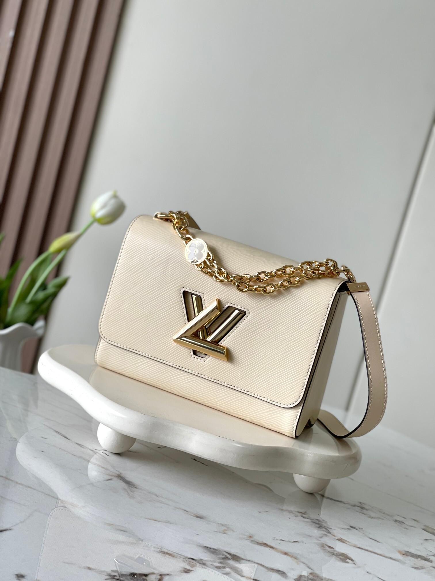 LV Twist 4106Y 