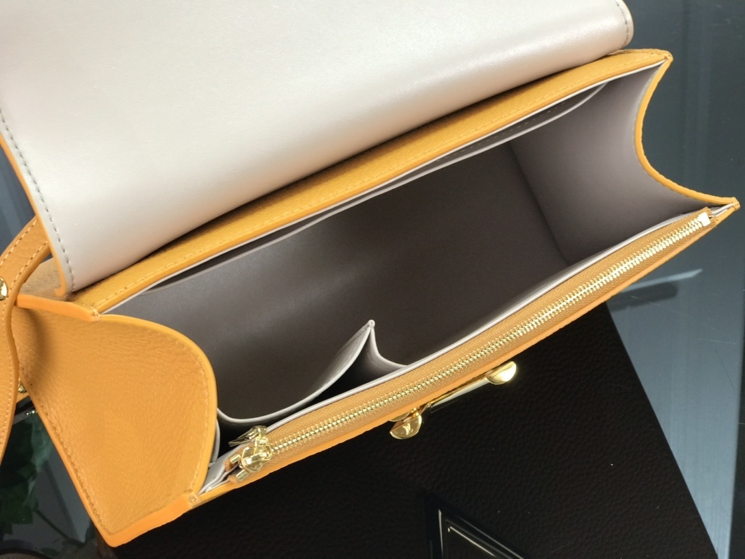 LV TWIST ONE HANDLE MM M57090