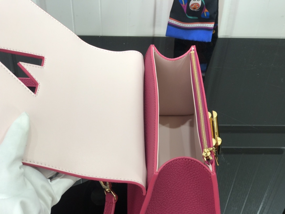 LV TWIST ONE HANDLE PM M57093 