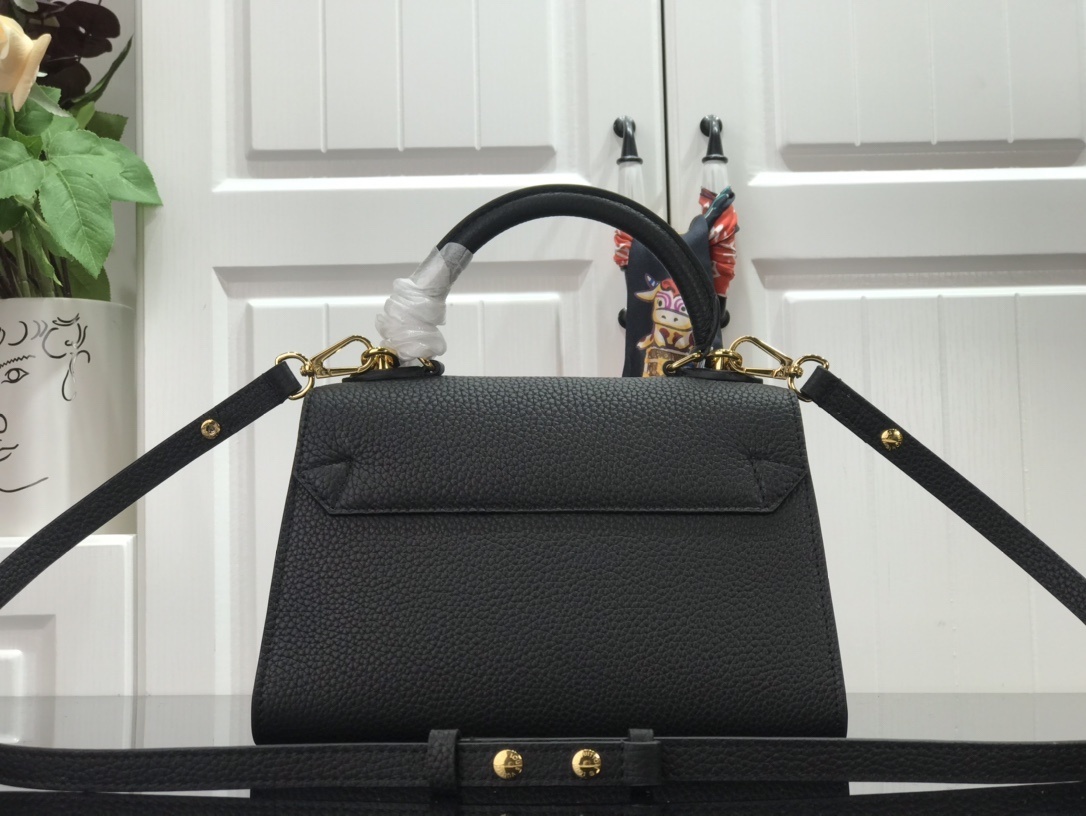 LV TWIST ONE HANDLE PM M57093 