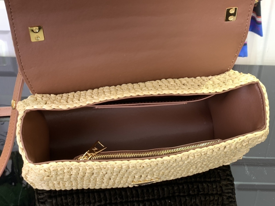 LV TWIST SLIM m14309