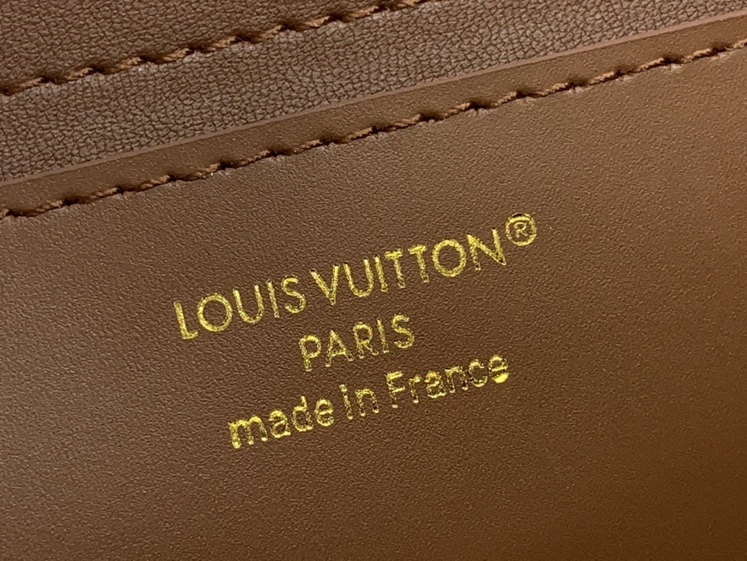 LV TWIST SLIM m14309