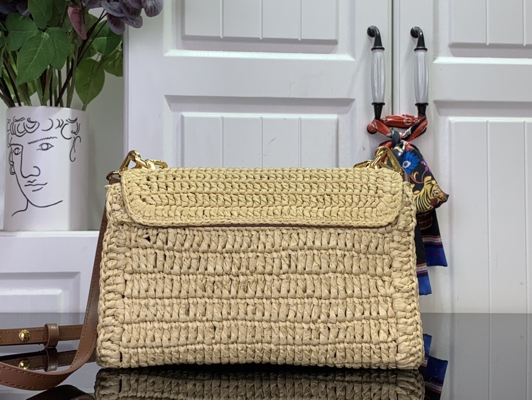 LV TWIST SLIM m14309