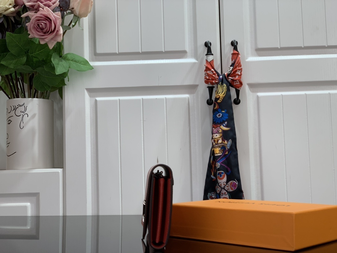 LV TWIST wallet M68309 