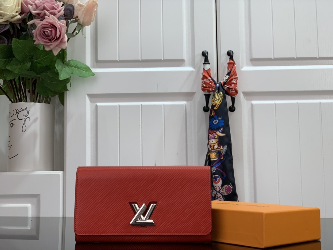 LV TWIST wallet M68309 