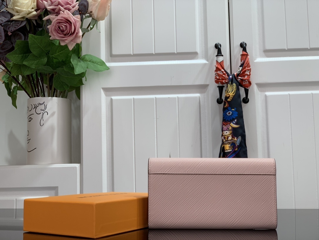 LV TWIST wallet M68309 