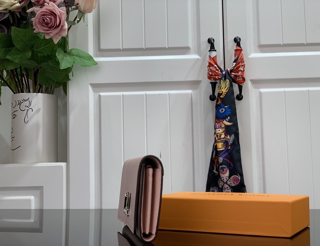 LV TWIST wallet M68309 