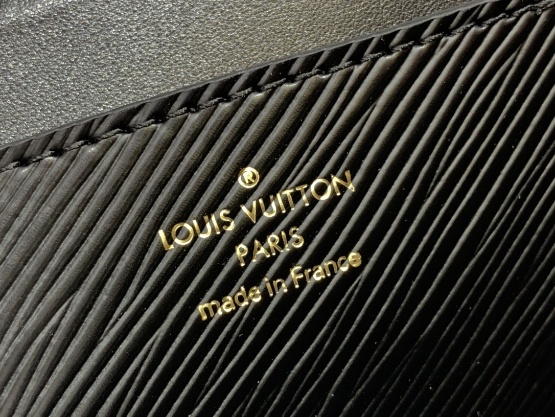 LV TWIST WEST m25236