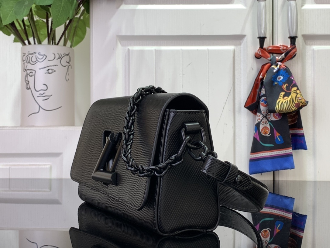 LV TWIST WEST m25236