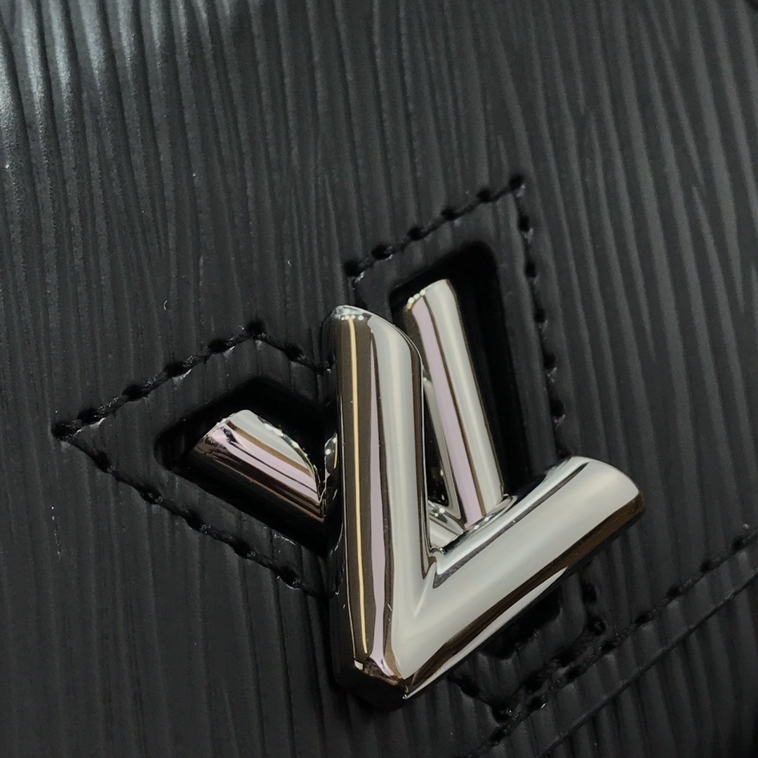 LV TWIST XS wallet M63322