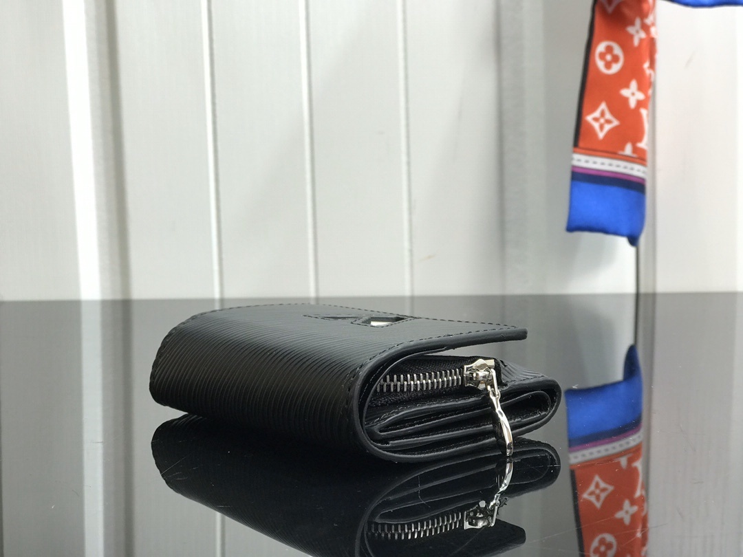 LV TWIST XS wallet M63322