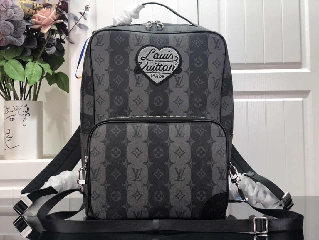 LV UTILITY BACKPACK M45962