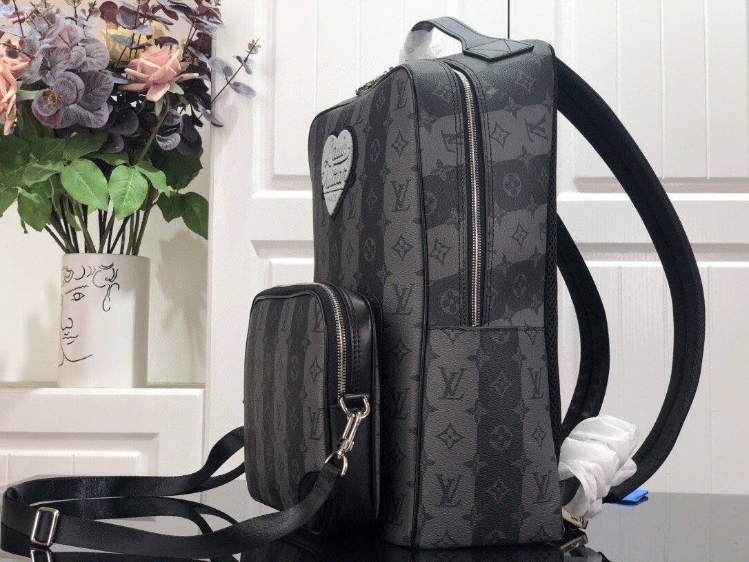 LV UTILITY BACKPACK M45962