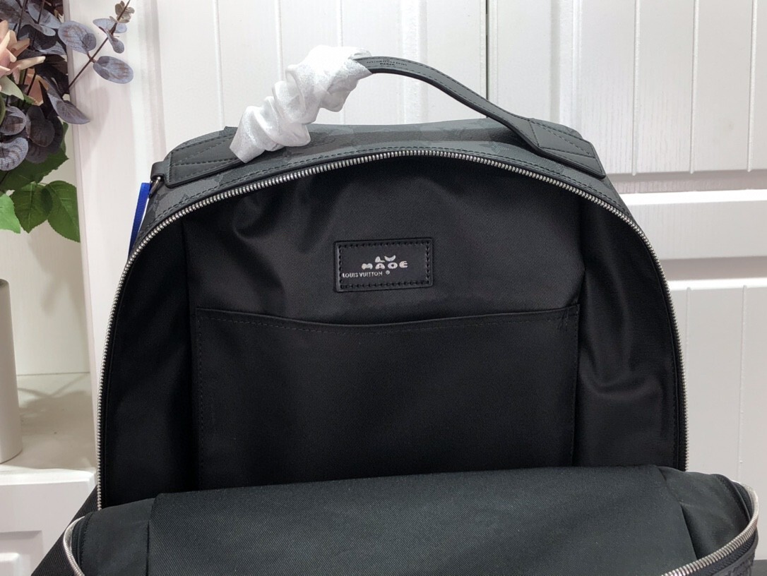 LV UTILITY BACKPACK M45962