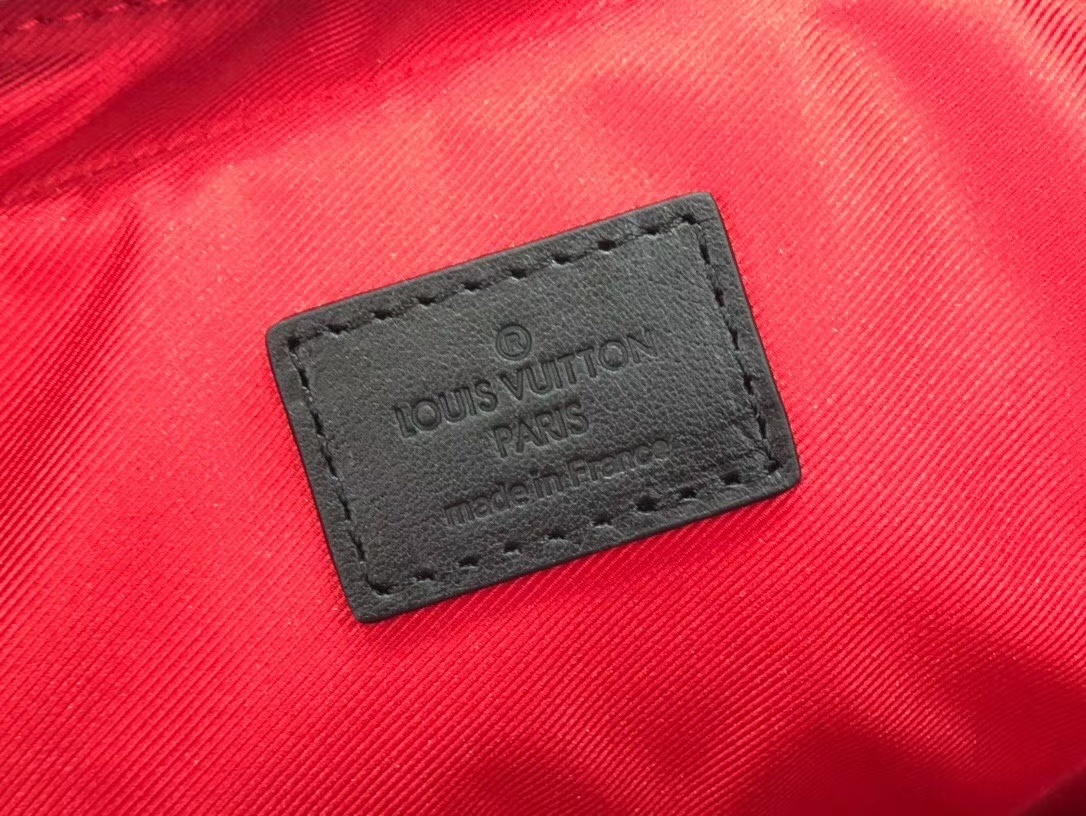 LV UTILITY BUSINESS BAG N40278