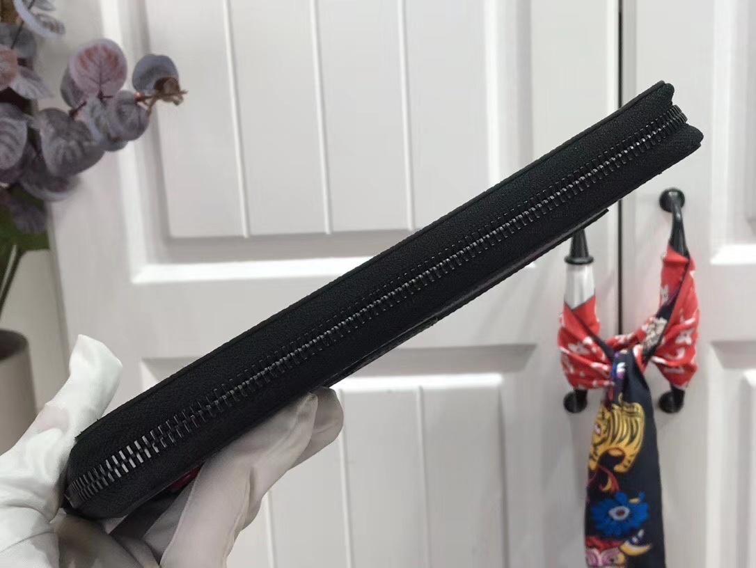 LV UTILITY ZIPPY wallet N60355