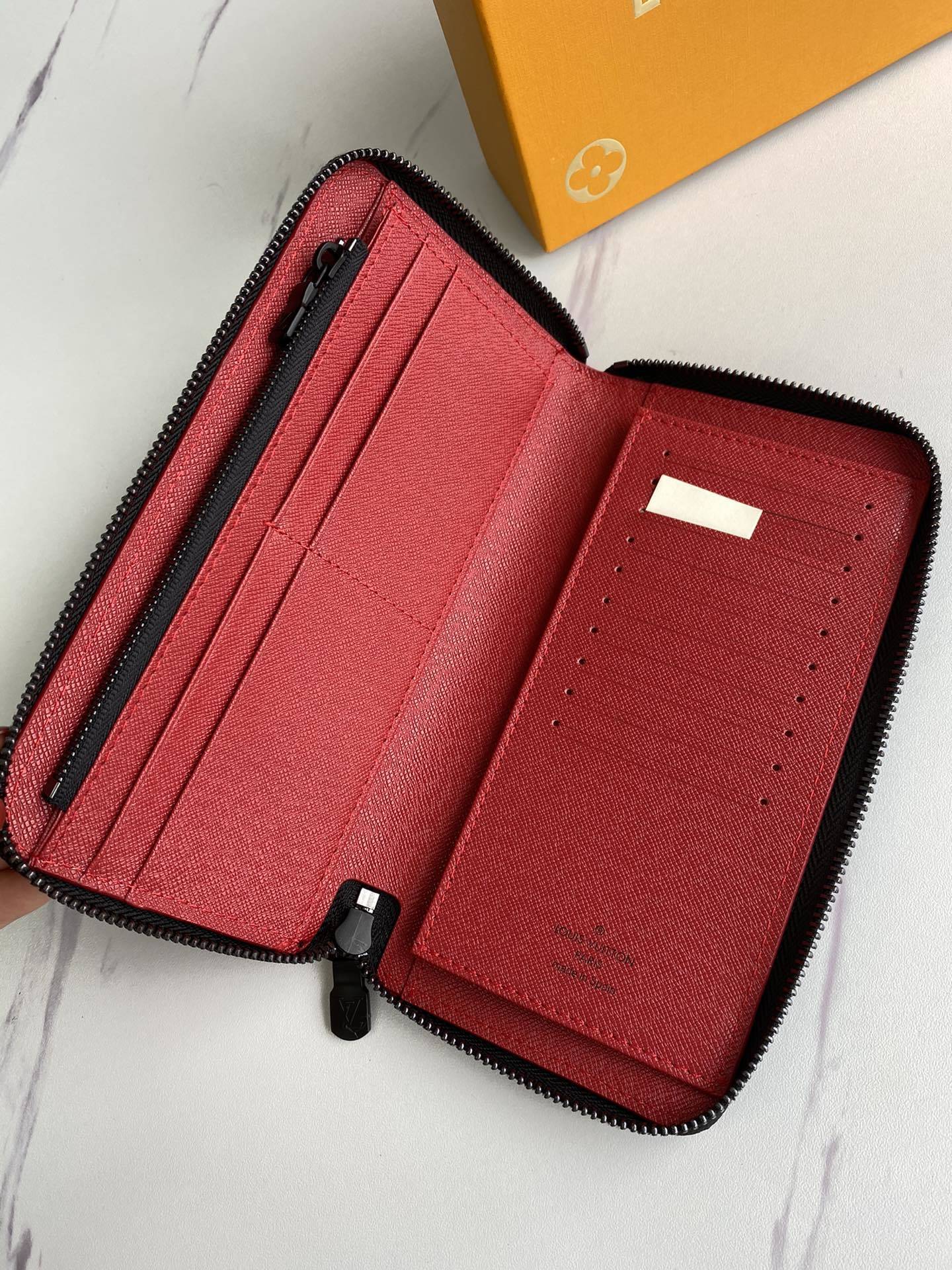 LV UTILITY ZIPPY wallet N60355B 