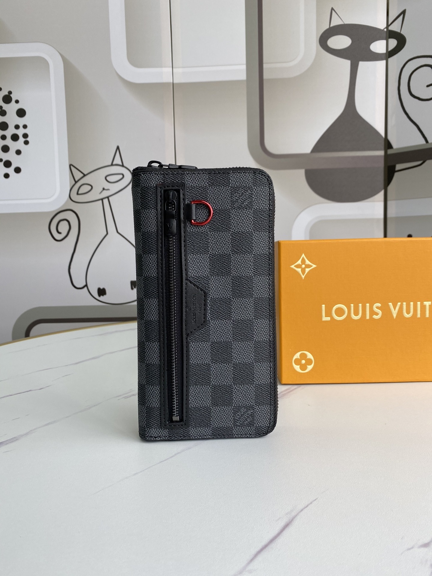 LV UTILITY ZIPPY wallet N60355B 