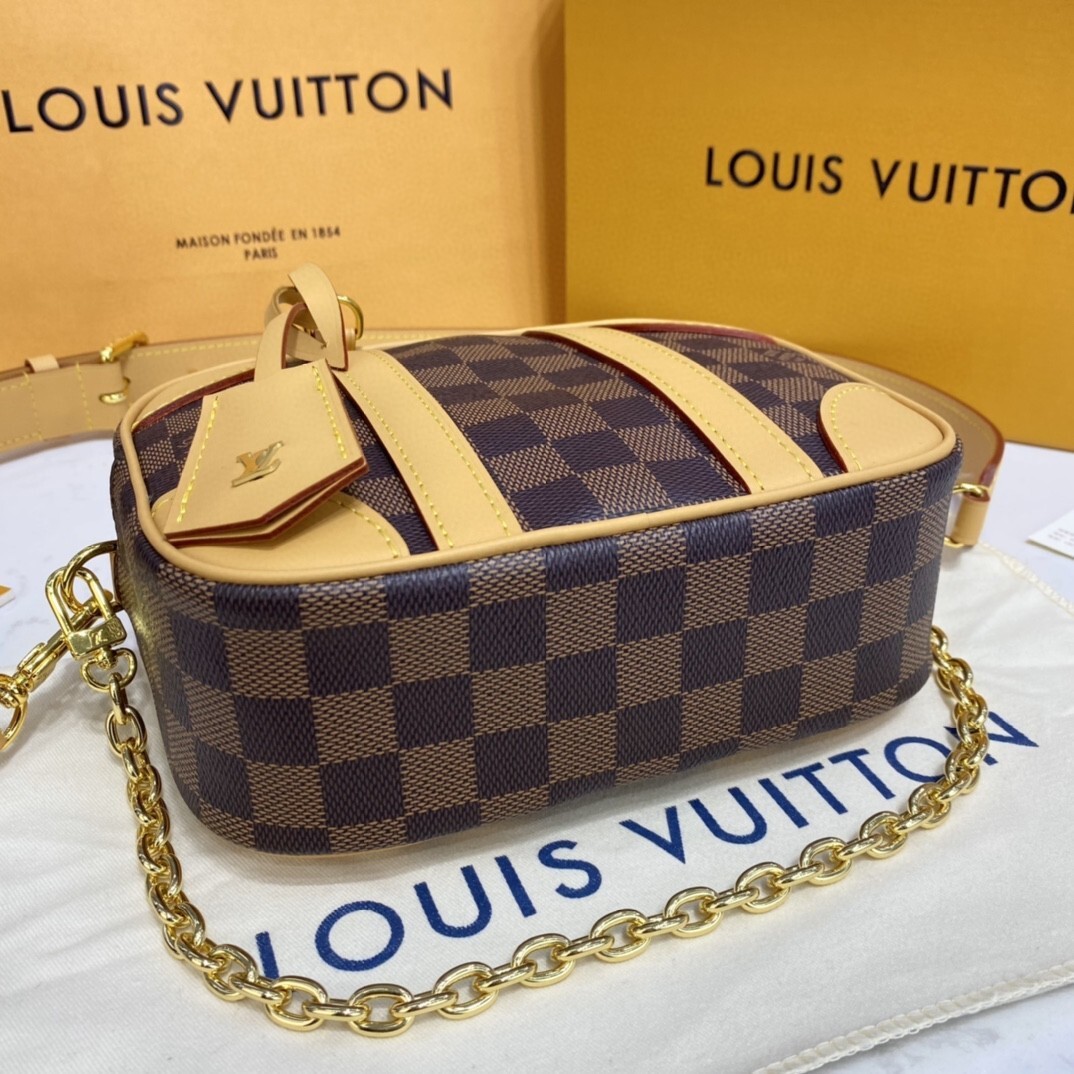 LV VALISETTE SOUPLE BB N50065