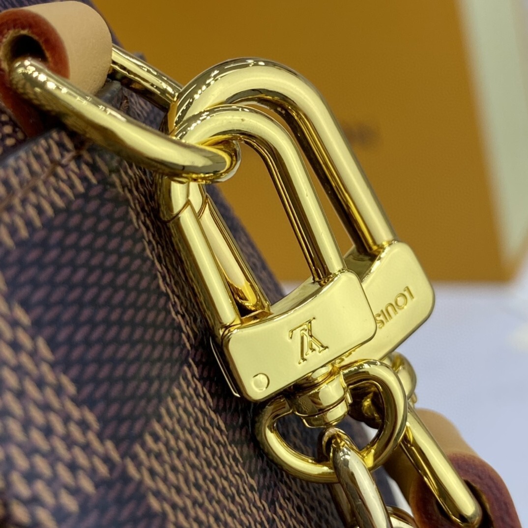 LV VALISETTE SOUPLE BB N50065