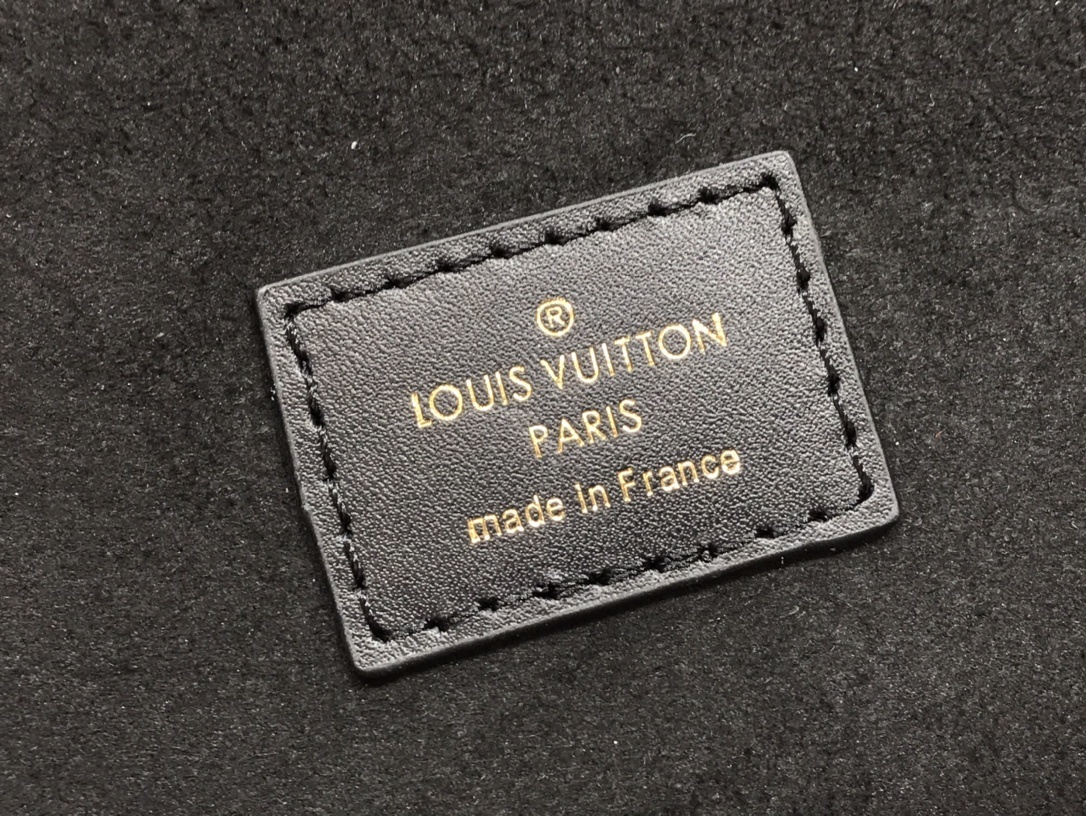 LV VANITY PM M45598