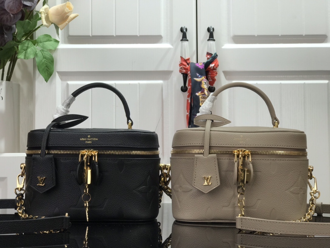 LV VANITY PM M45598