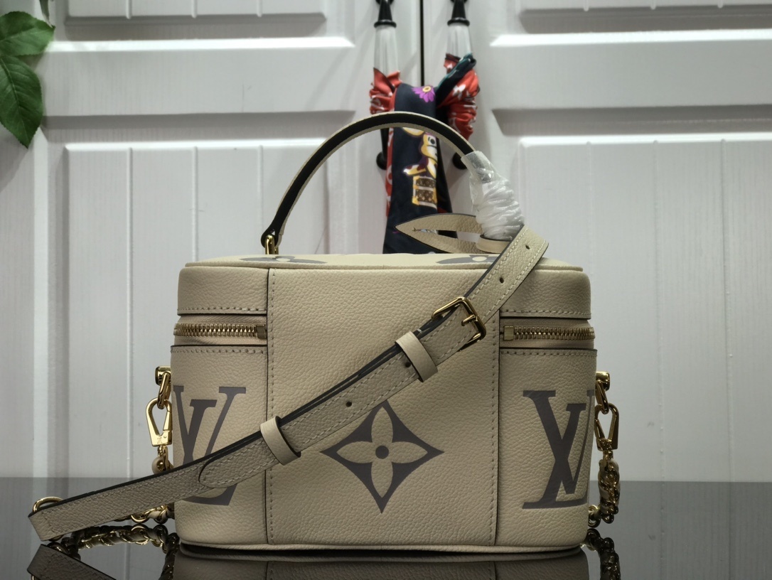 LV VANITY PM M45599