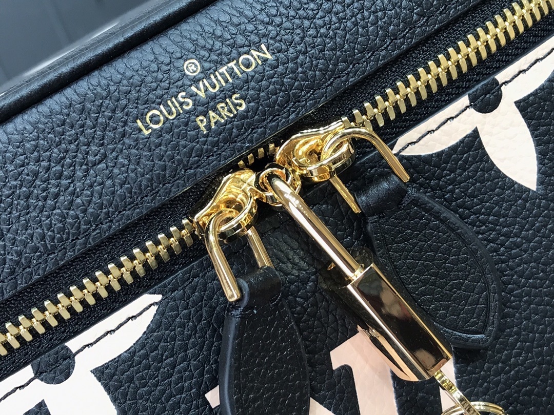 LV VANITY PM M45599