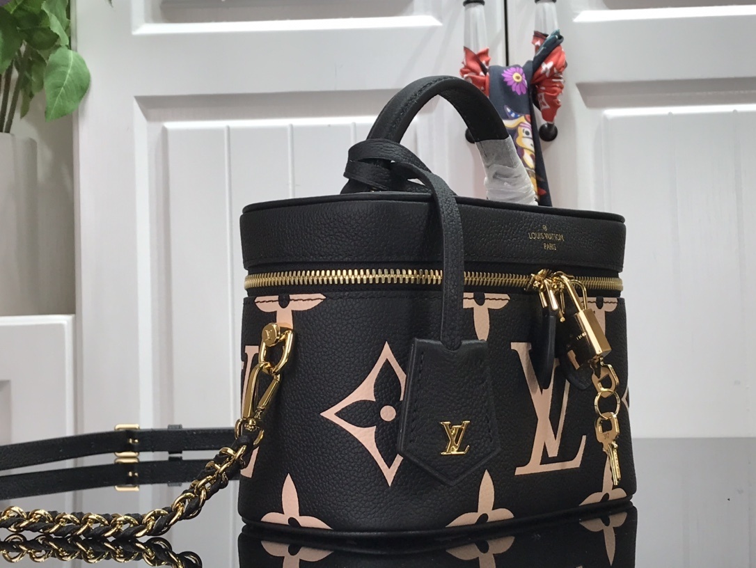 LV VANITY PM M45599